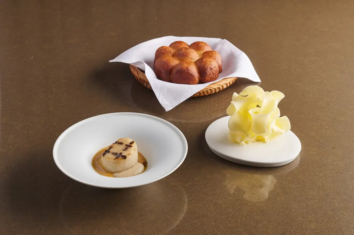 Canapes on porcelain at Seroja, Singapore