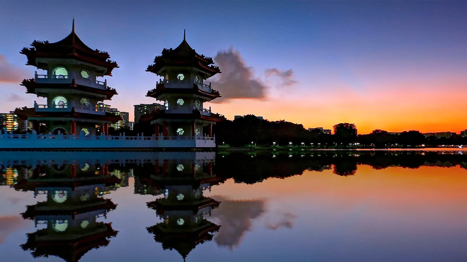 Chinese Garden — Step back in time to ancient China at the beautiful Chinese Garden, Singapore.
